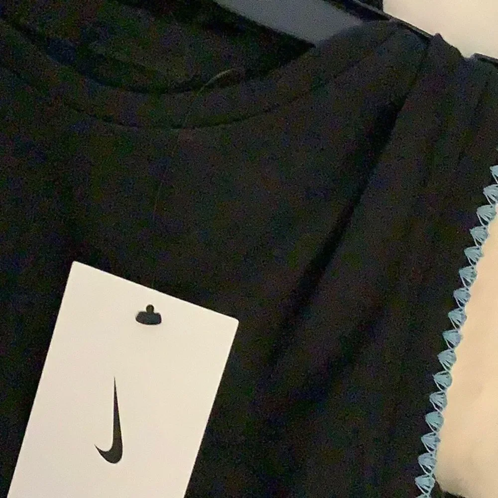 Woman’s Nike Yoga Dri-Fit Top sz XS